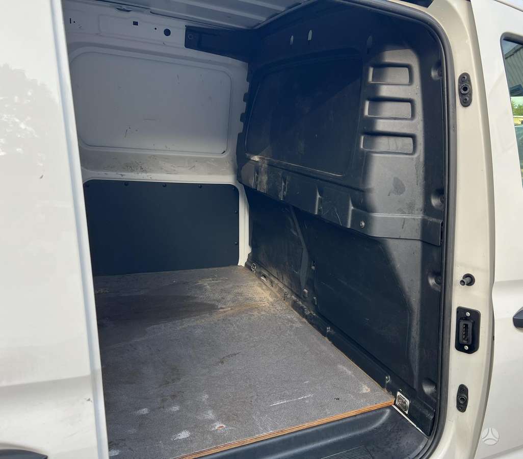 Volkswagen Caddy - 12