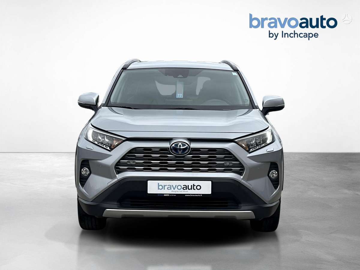 Toyota RAV4 - 8