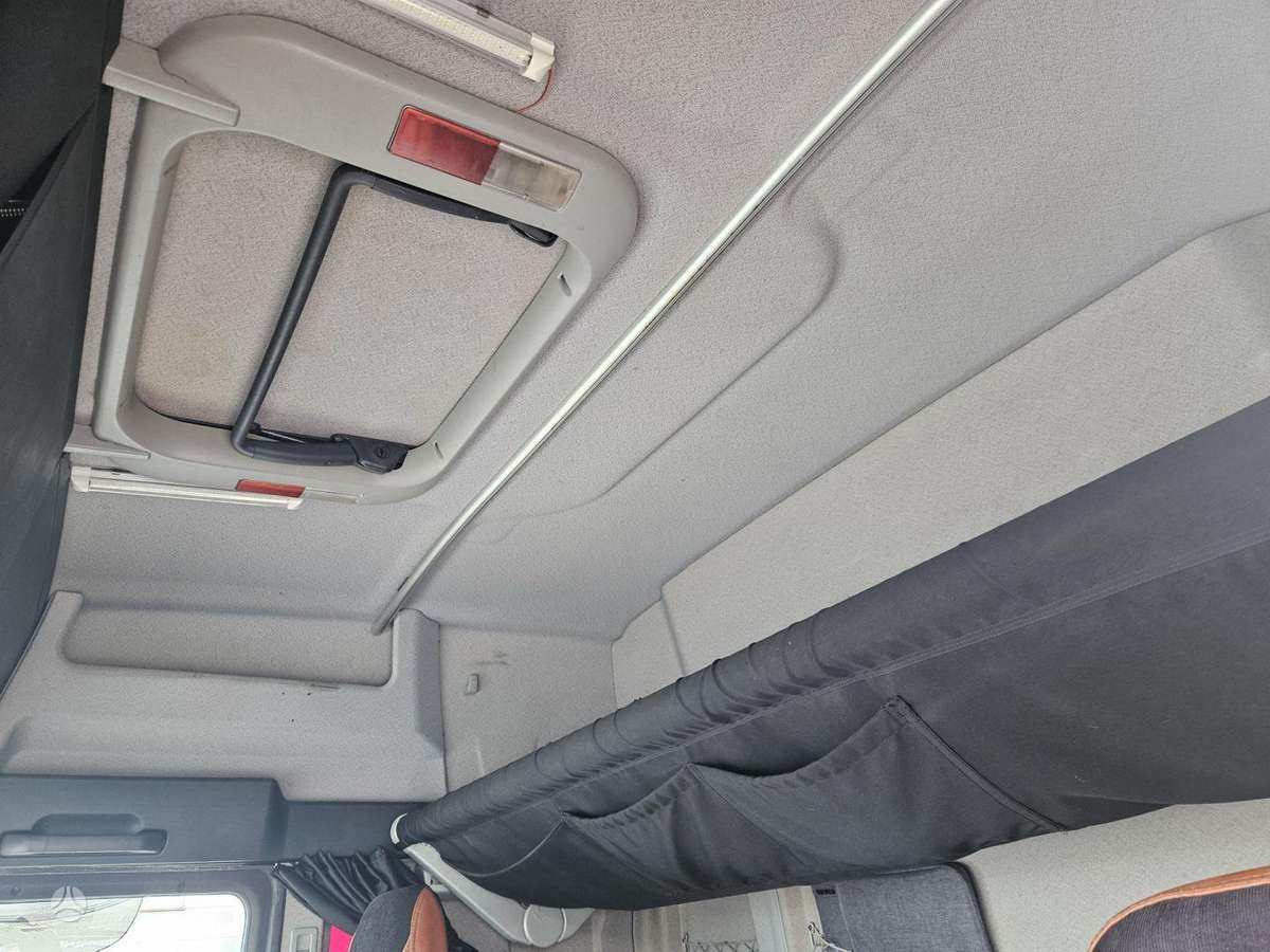 MAN TGX 18.440, double sleeper