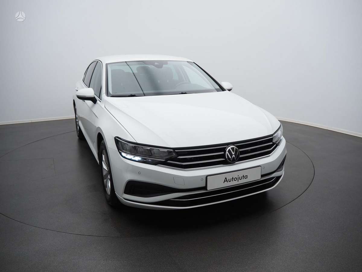 Volkswagen Passat - 3