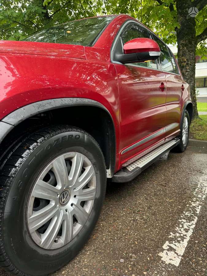 Volkswagen Tiguan - 6