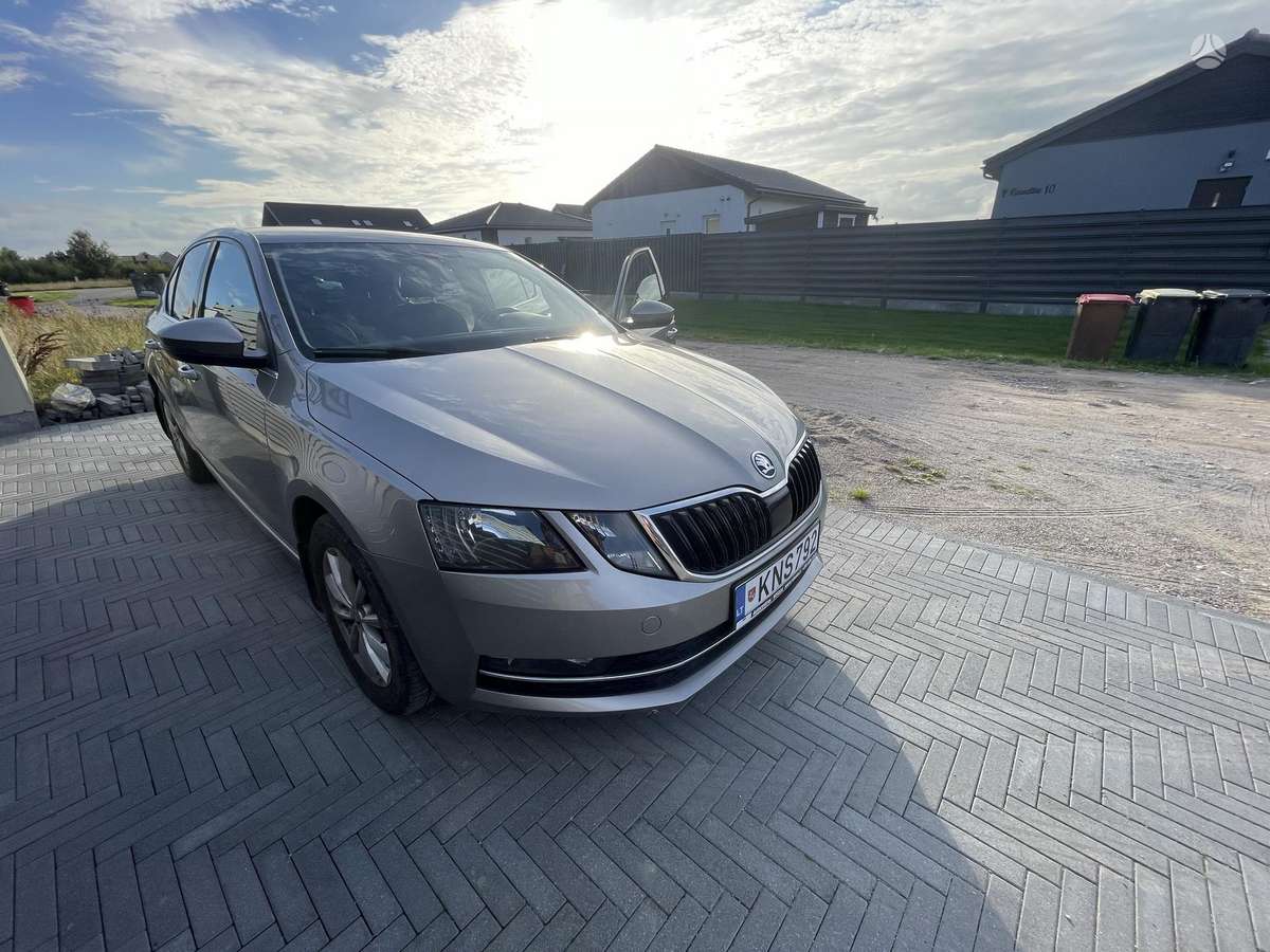 Škoda Octavia - 2