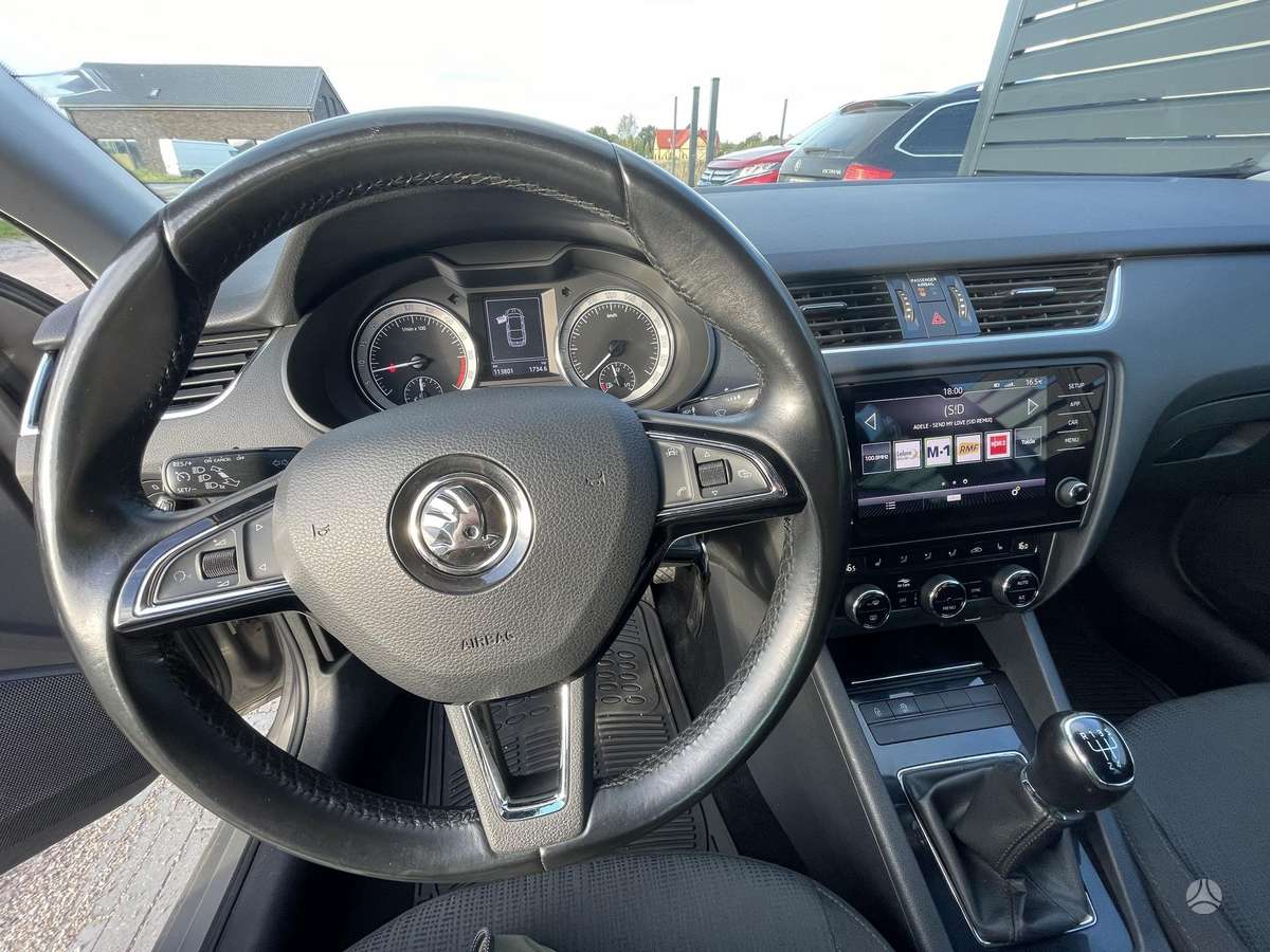 Škoda Octavia - 4