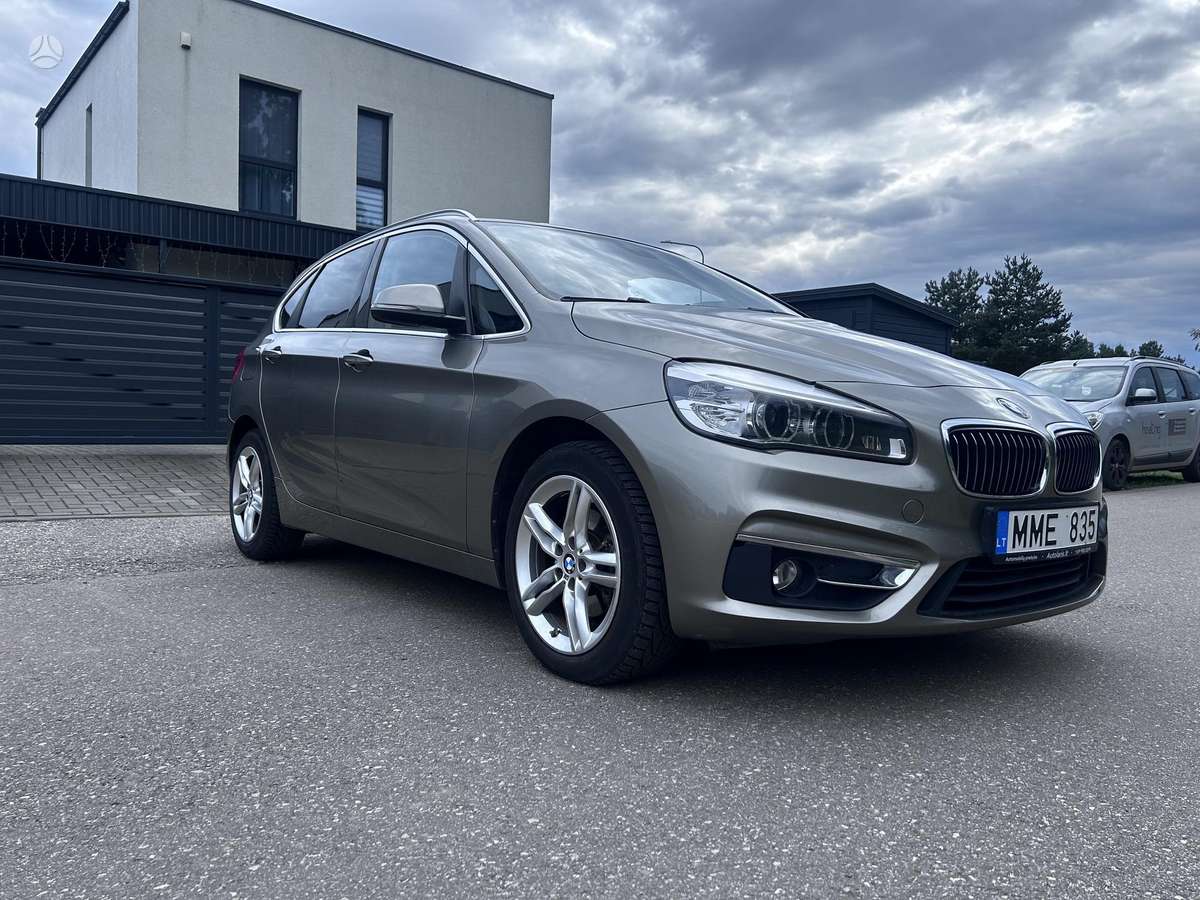 BMW 218 Active Tourer, 2.0 l., Минивэн