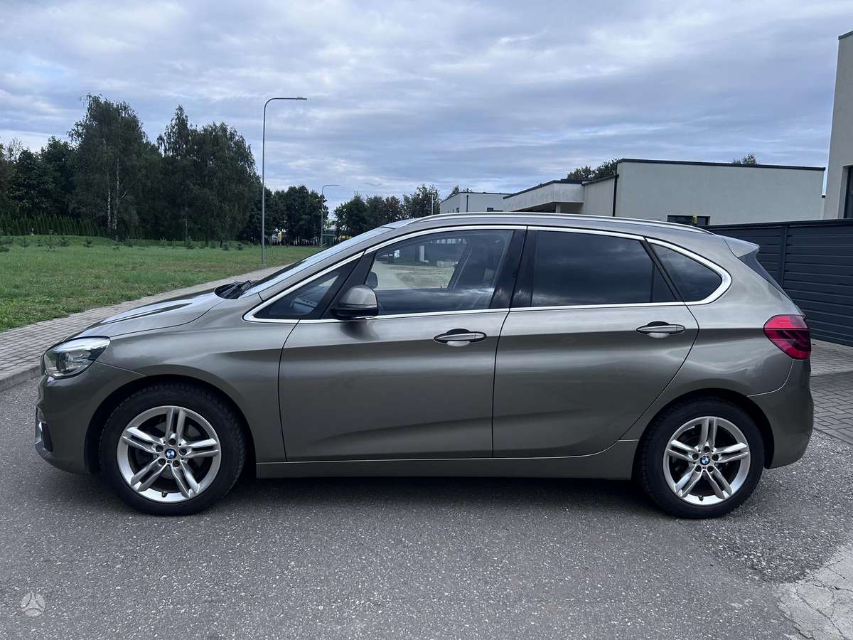BMW 218 Active Tourer, 2.0 l., Минивэн