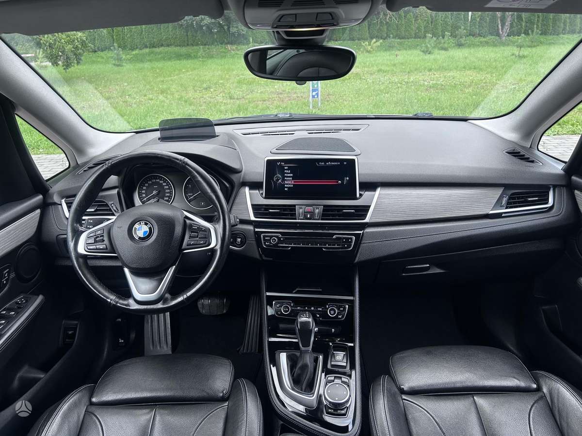 BMW 218 Active Tourer, 2.0 l., Минивэн