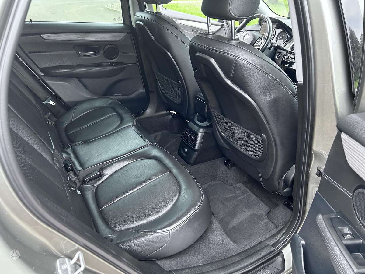 BMW 218 Active Tourer, 2.0 l., Минивэн