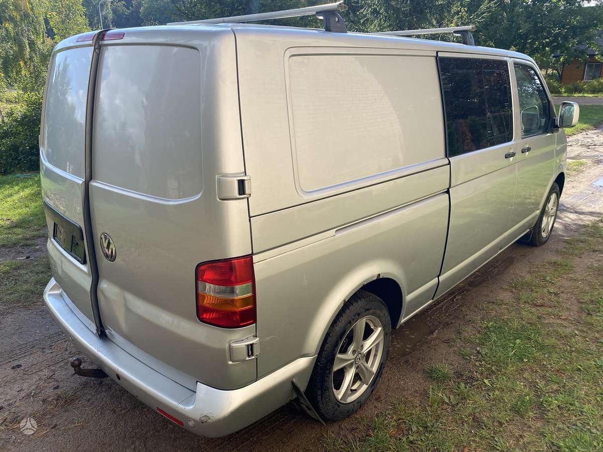 Volkswagen Transporter - 4
