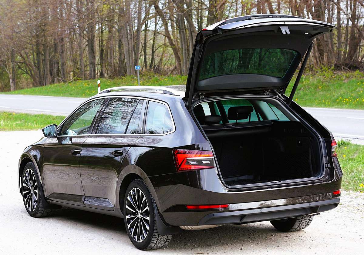 Skoda Superb, 1.5 l., Универсал