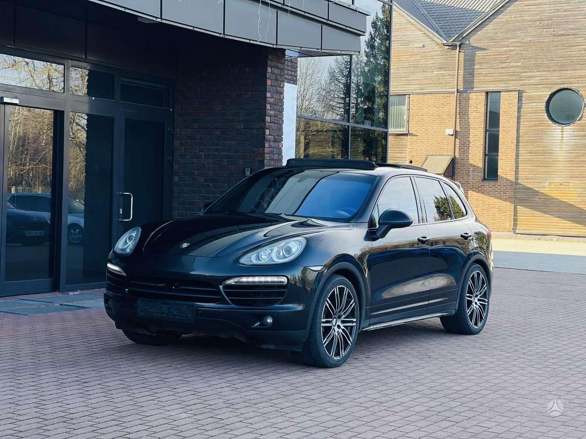 Porsche Cayenne - 3