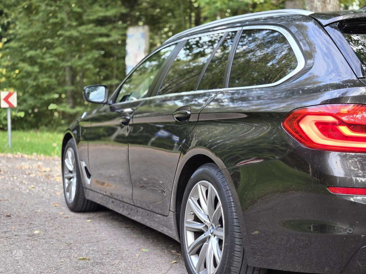 BMW 520, 2.0 l., wagon