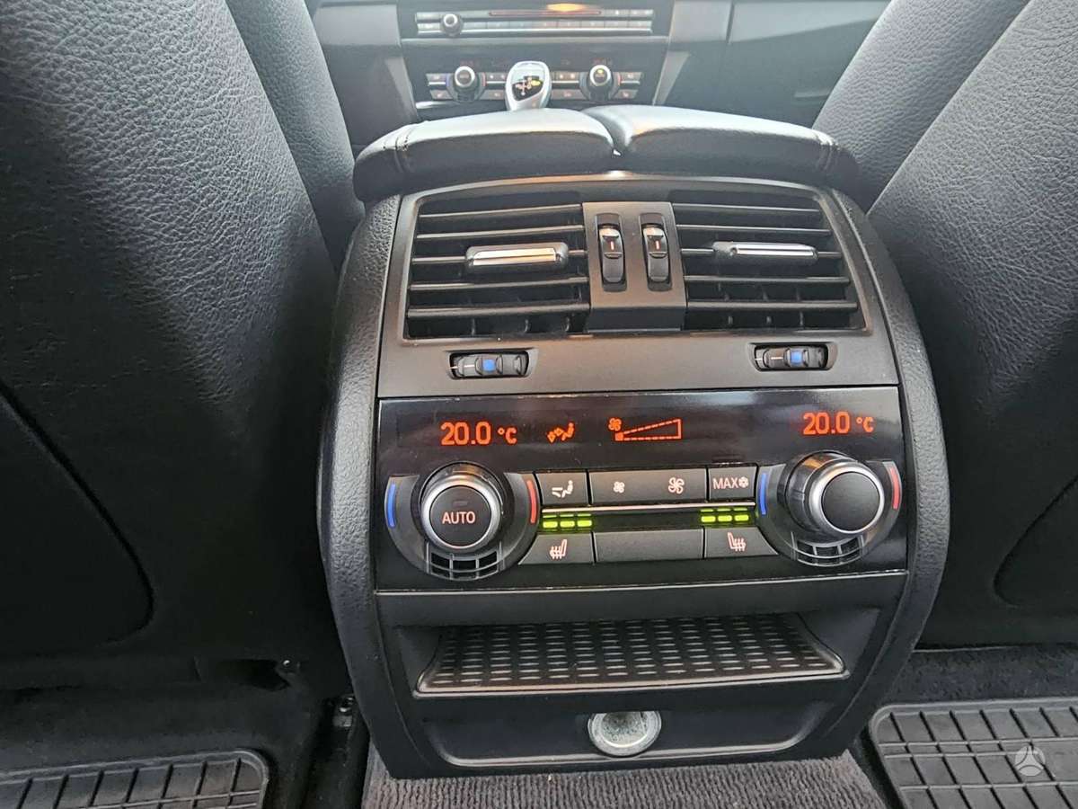BMW 535, 3.5 l., Седан