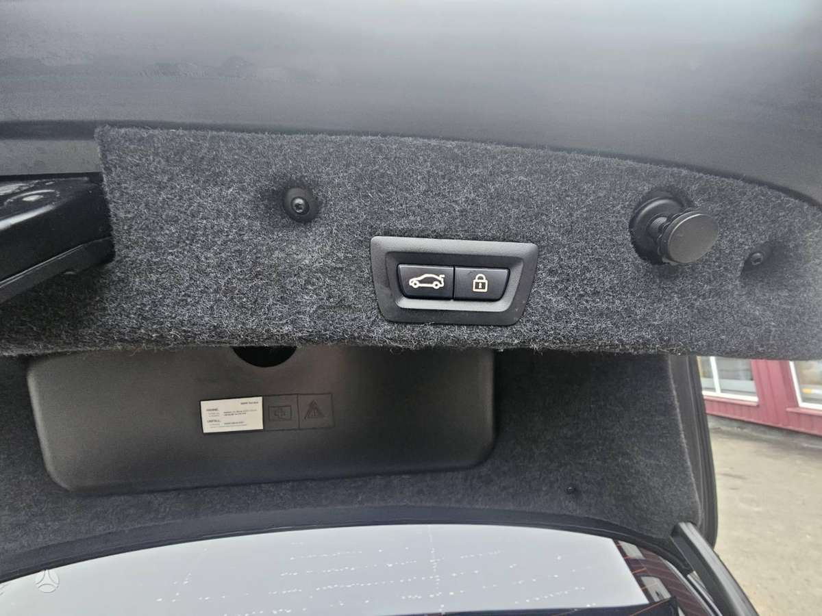 BMW 535, 3.5 l., Седан