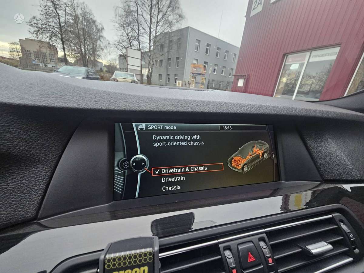 BMW 535, 3.5 l., Седан