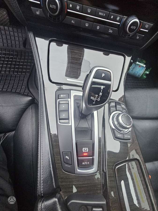 BMW 535, 3.5 l., Седан
