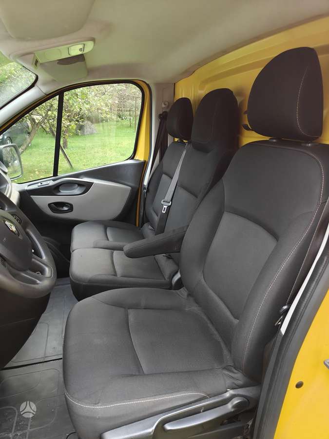 Renault Trafic - 11