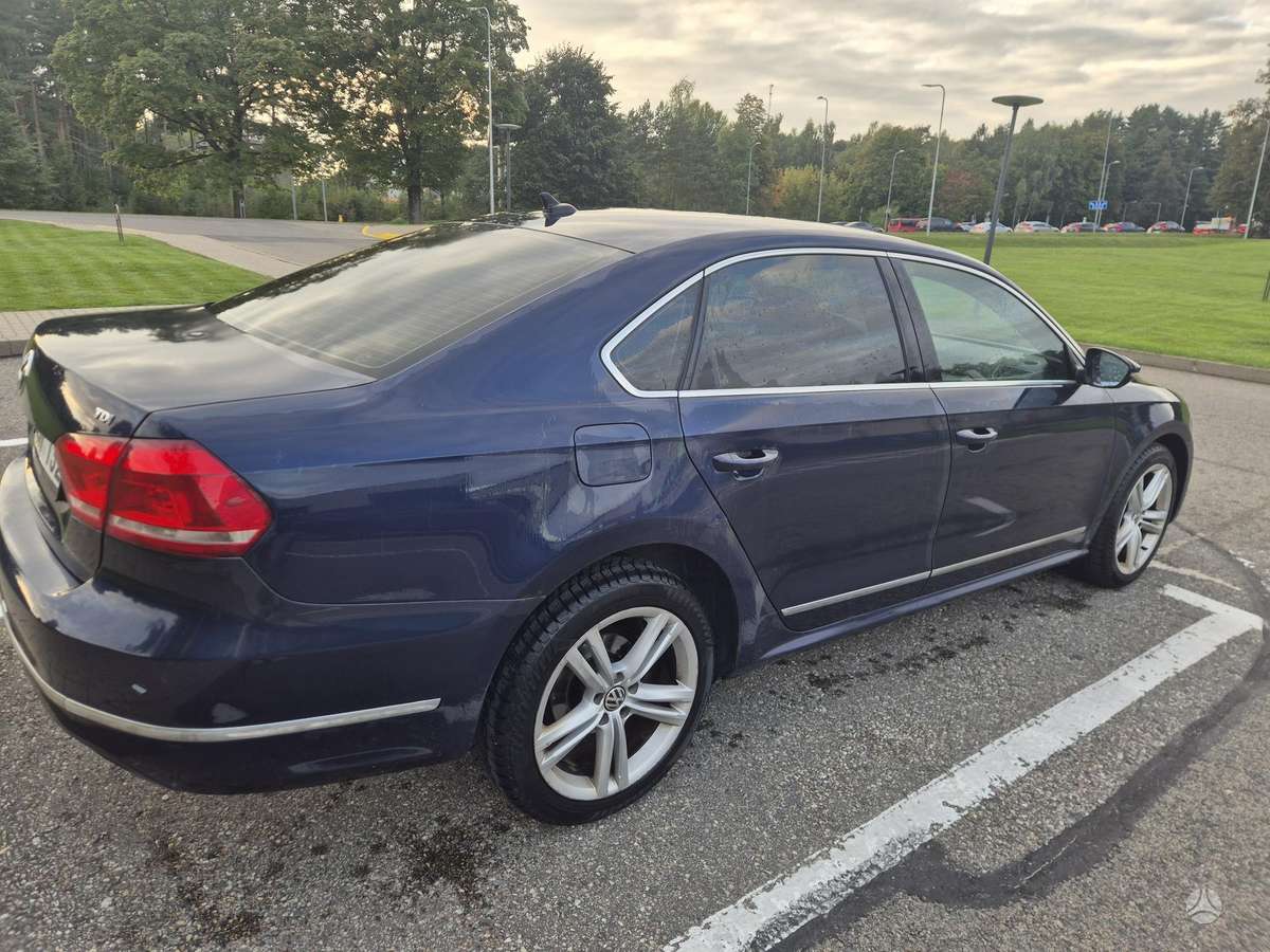 Volkswagen Passat - 3