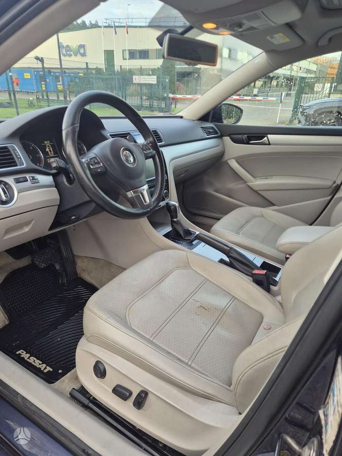 Volkswagen Passat - 8