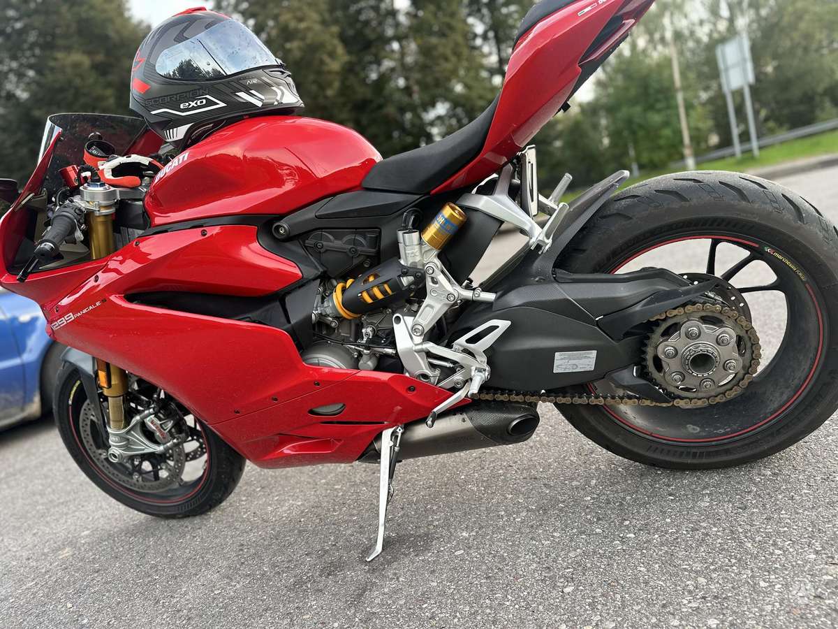 Ducati Panigale 1299cc, спортбайки / superbikes