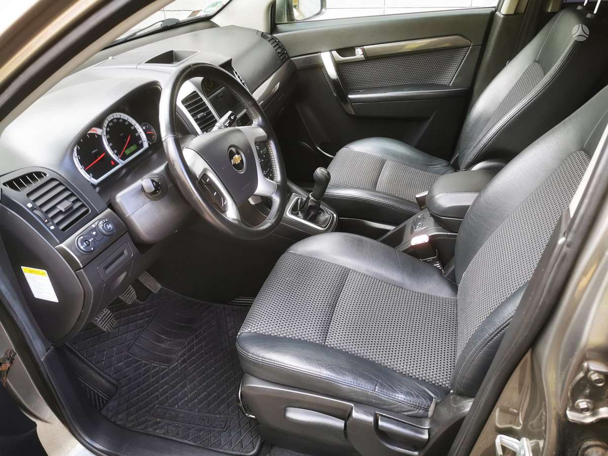 Chevrolet Captiva 2009 — photo 16