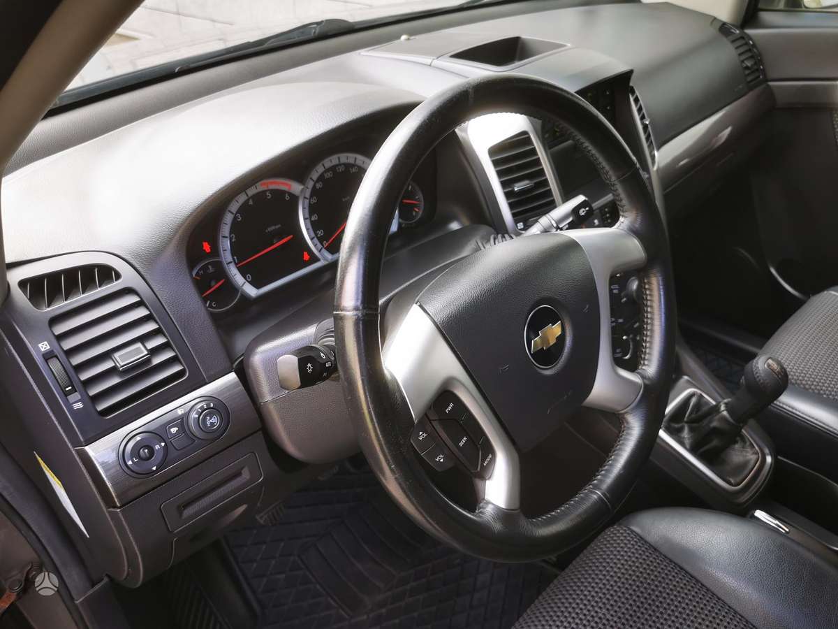 Chevrolet Captiva 2009 — photo 21