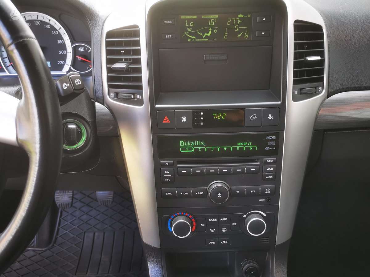 Chevrolet Captiva 2009 — photo 29