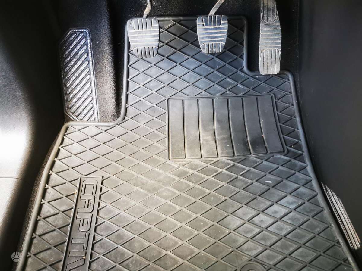 Chevrolet Captiva 2009 — photo 24