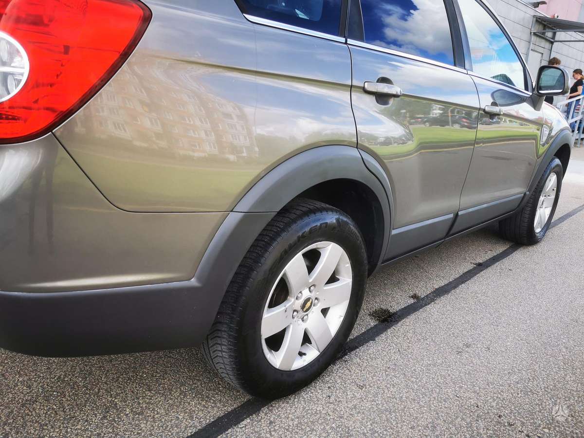 Chevrolet Captiva 2009 — photo 10