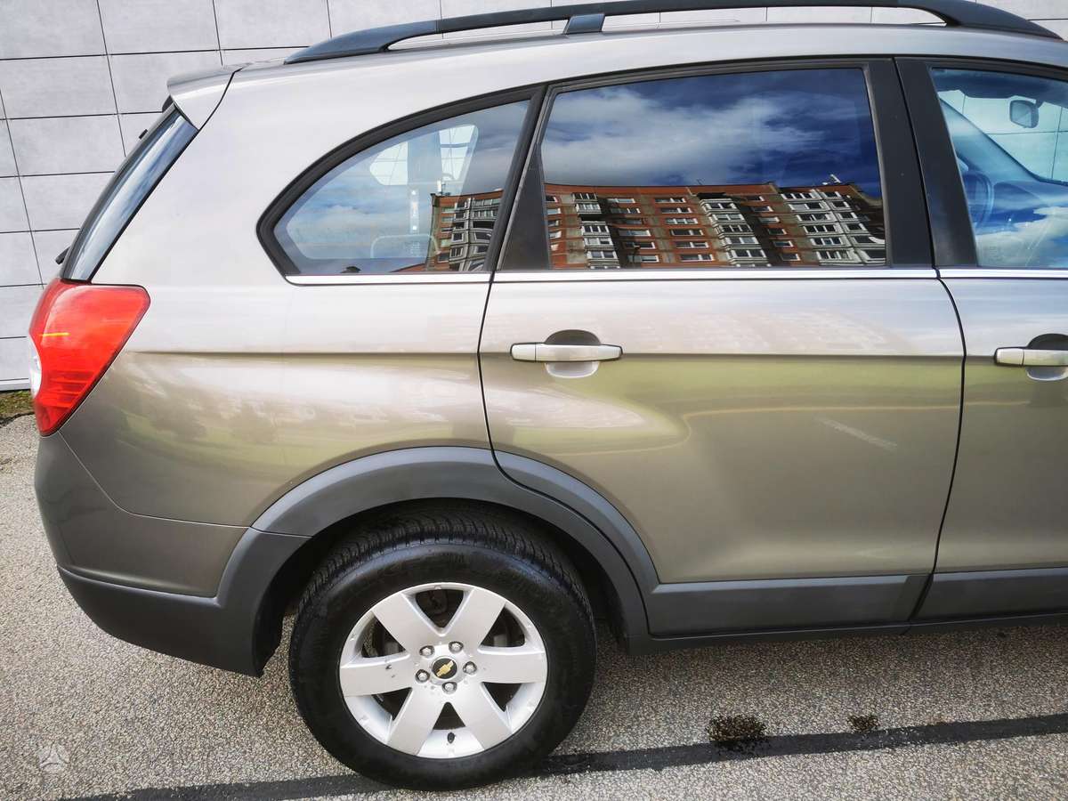 Chevrolet Captiva 2009 — photo 13
