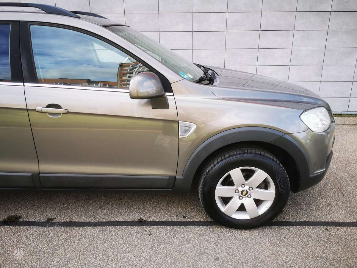 Chevrolet Captiva 2009 — photo 14