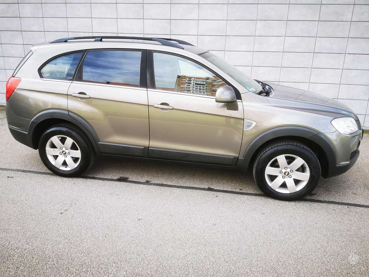 Chevrolet Captiva 2009 — photo 8