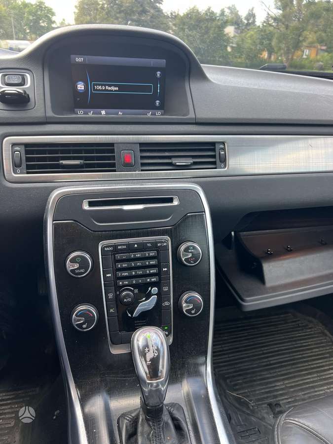 Volvo V70 - 9