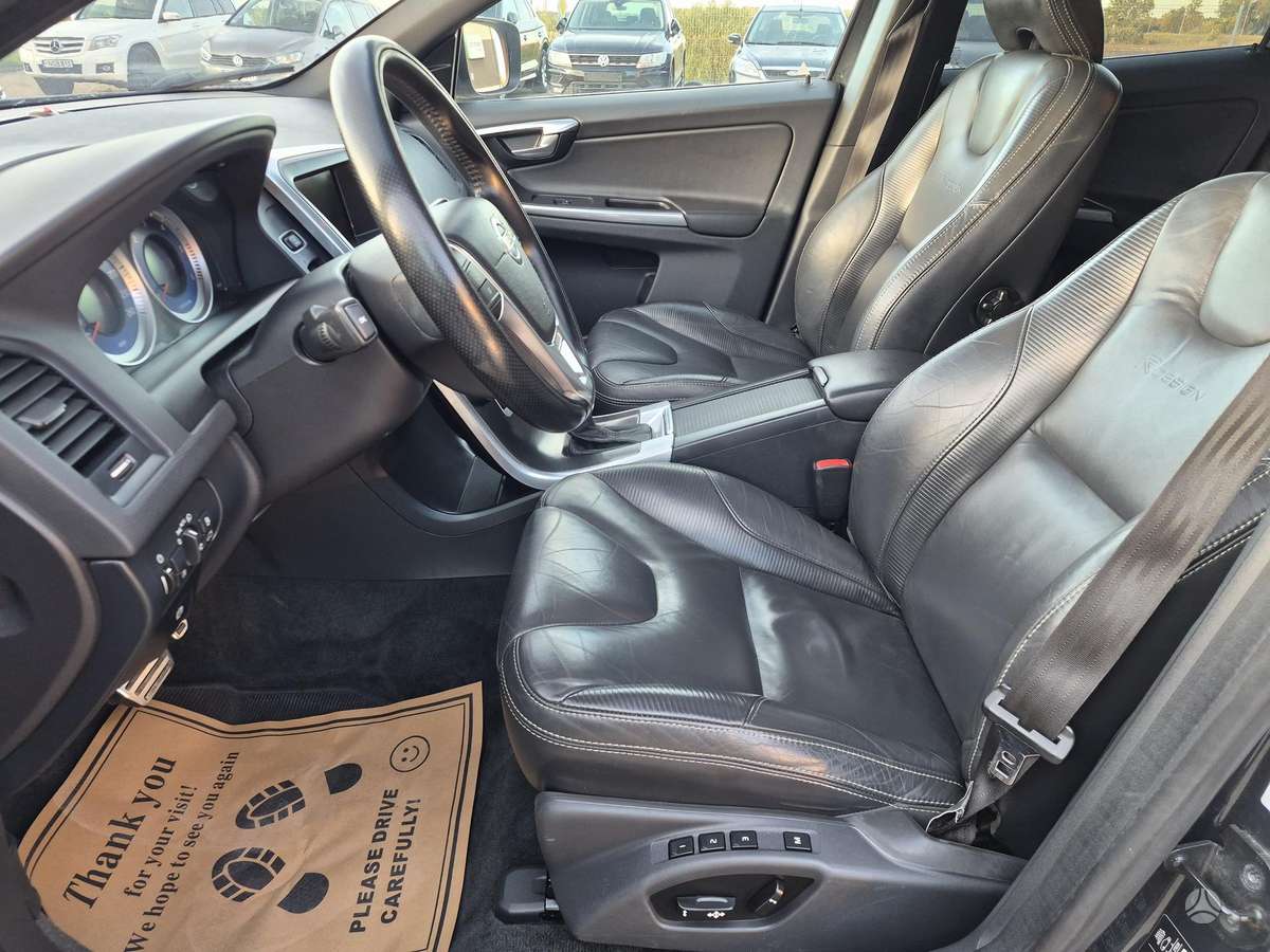 Volvo XC60 - 12