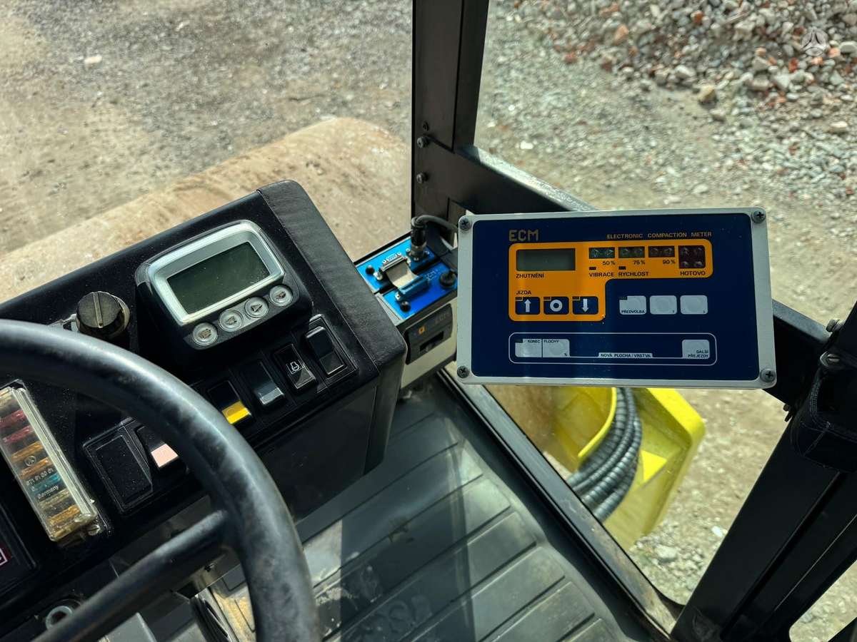Ammann ASC 150D, vibro technika