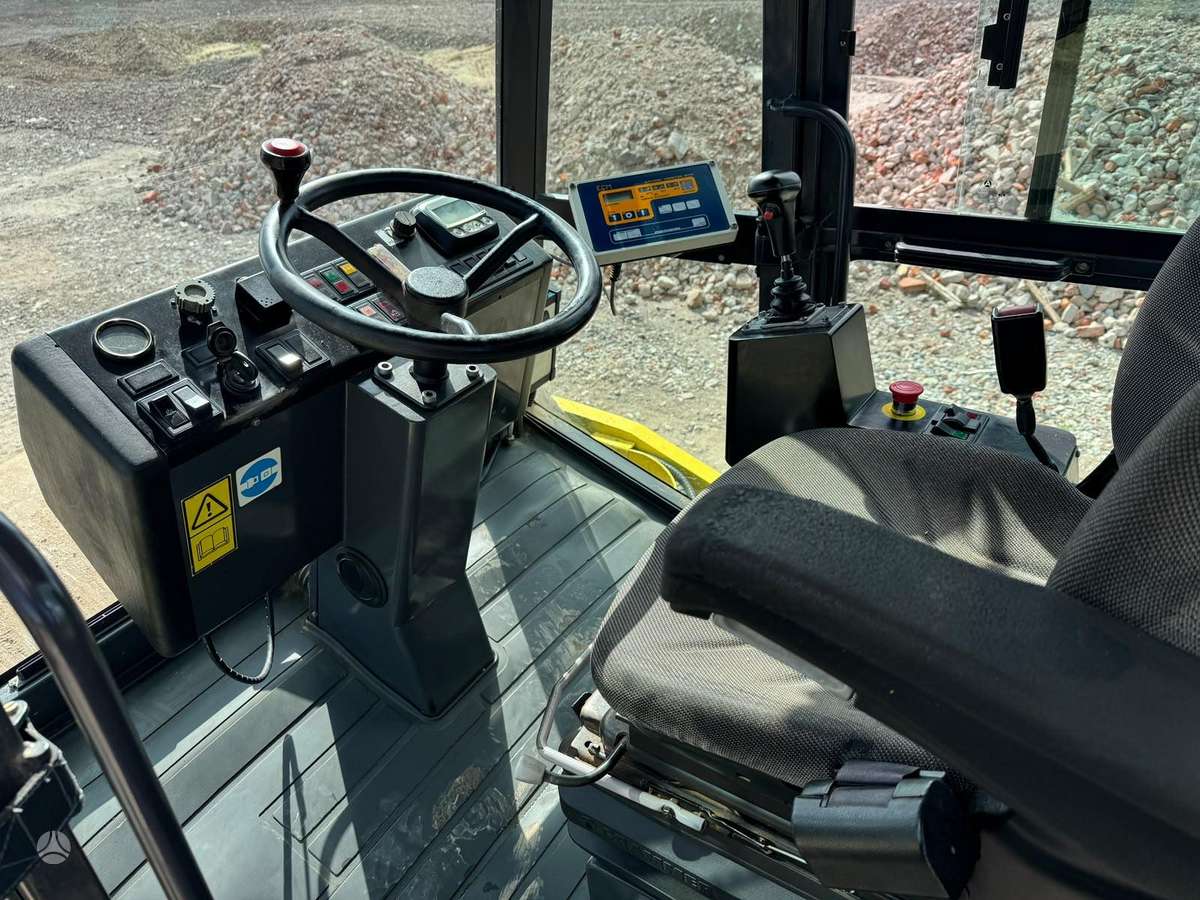 Ammann ASC 150D, vibro technika