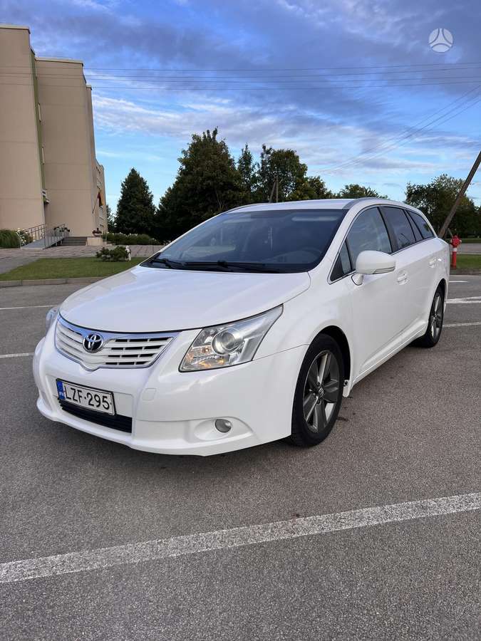 Toyota Avensis - 9