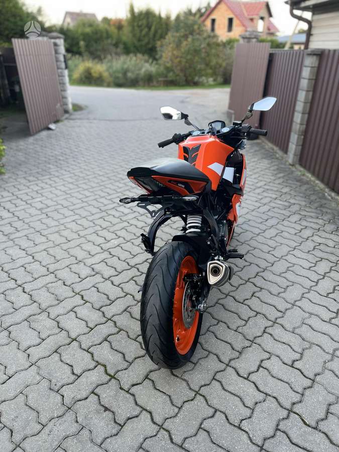 KTM RC 125cc, superbikes