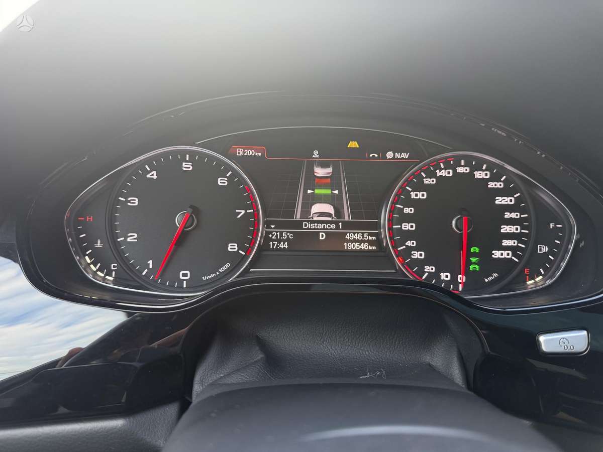 Audi A8 L, 3.0 l., Седан