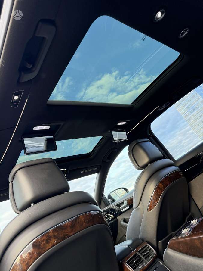 Audi A8 L, 3.0 l., Седан