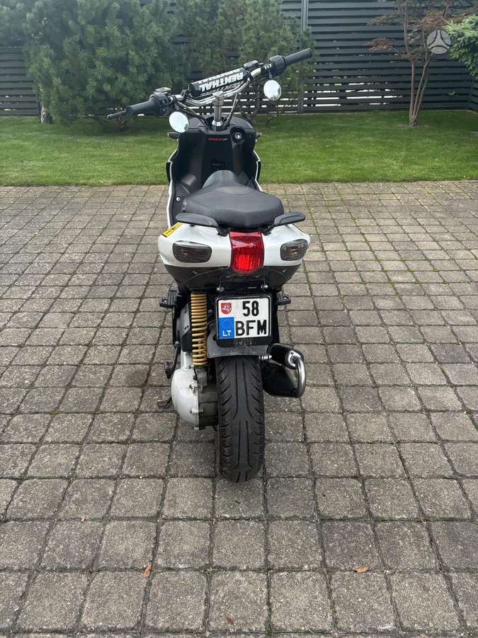Aprilia SR, scooters / mopeds