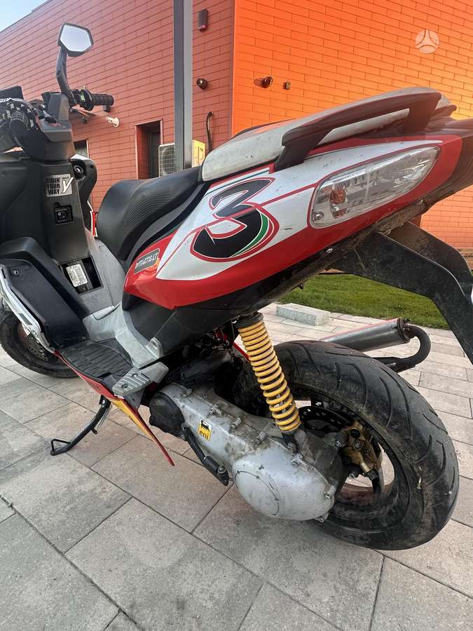 Aprilia SR, scooters / mopeds