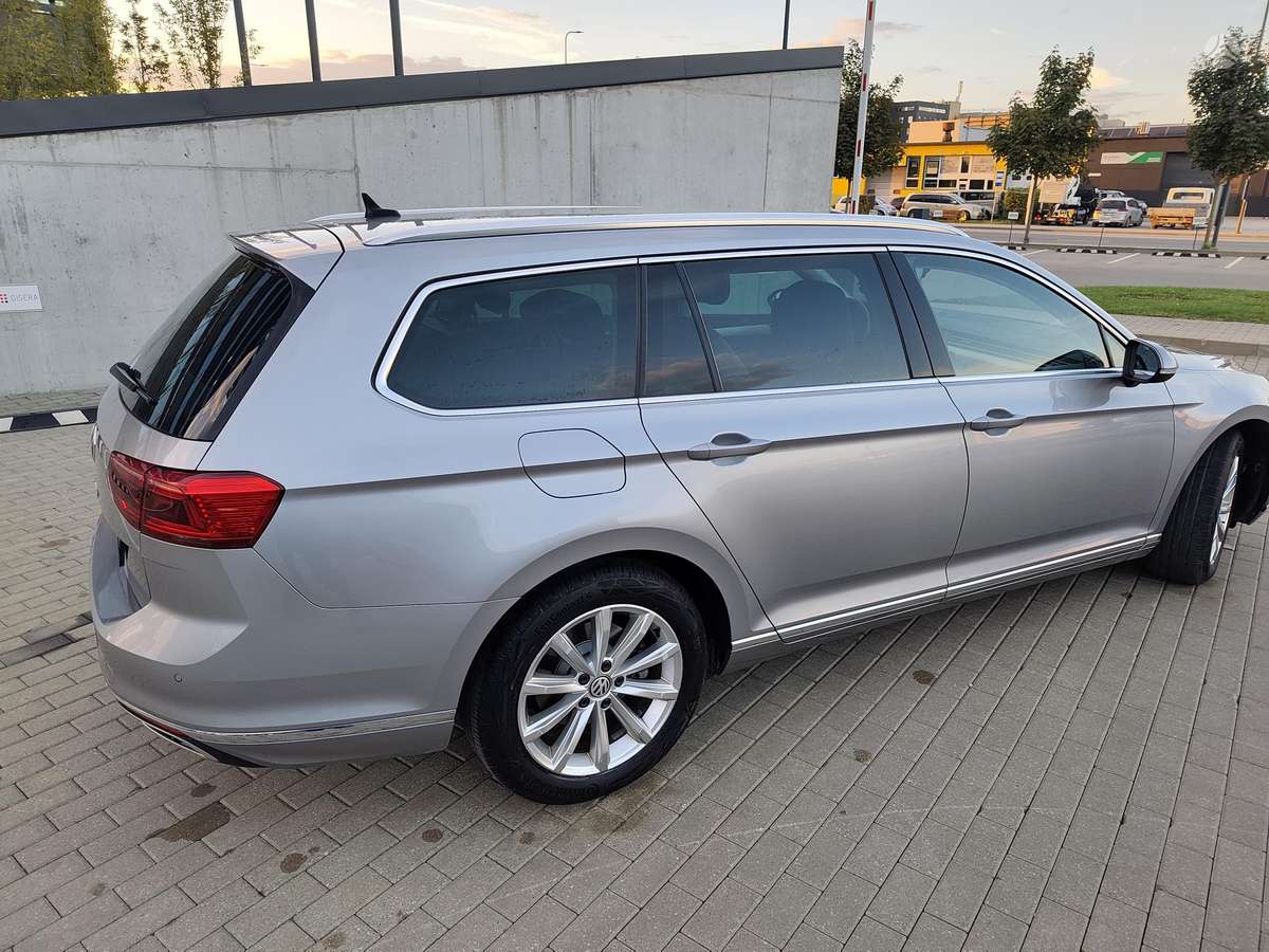 Volkswagen Passat, 2.0 l., Универсал