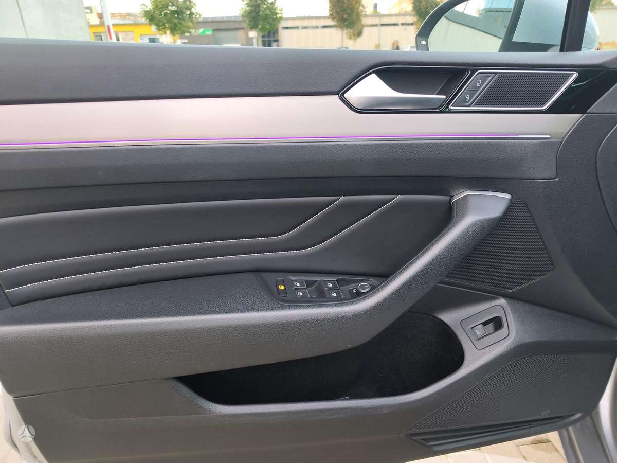 Volkswagen Passat, 2.0 l., Универсал