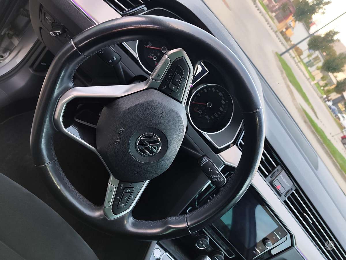 Volkswagen Passat, 2.0 l., Универсал
