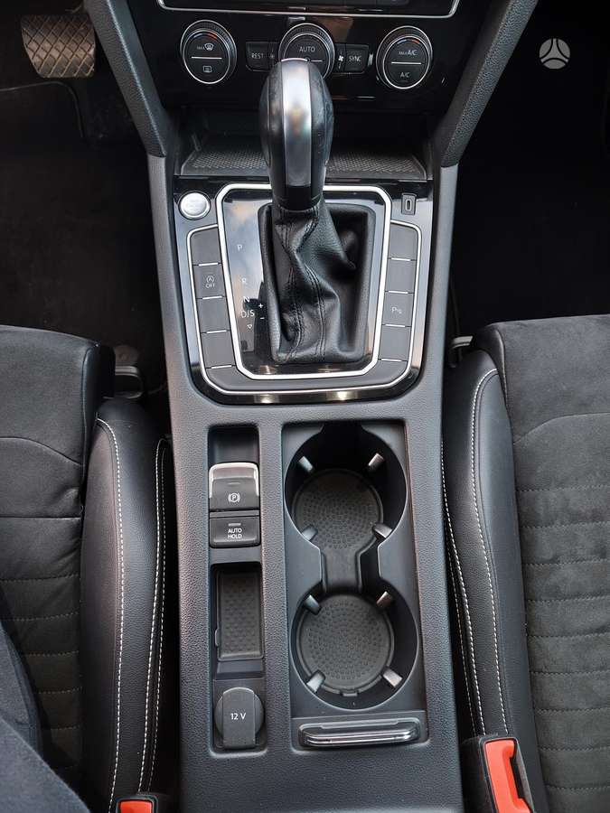 Volkswagen Passat, 2.0 l., Универсал