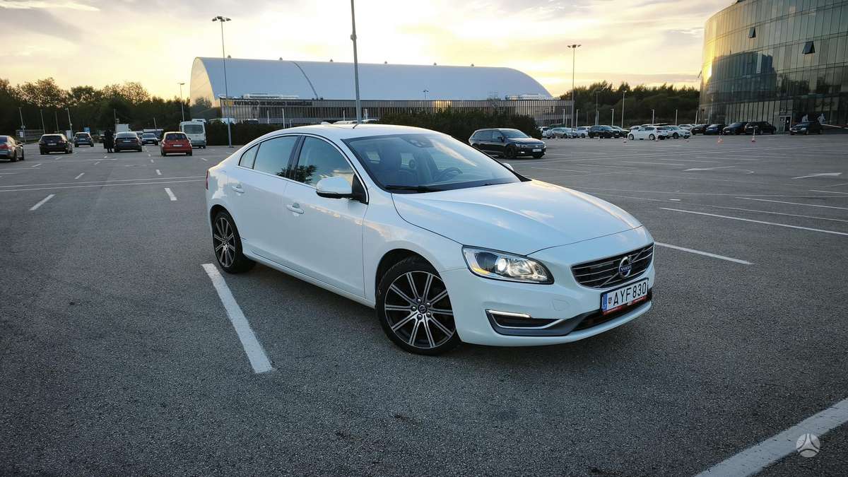 Volvo S60 - 2