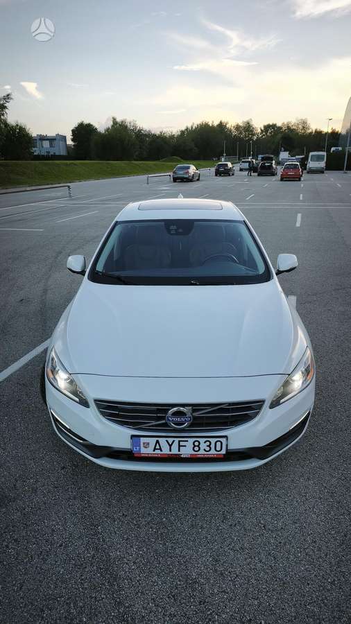 Volvo S60 - 4