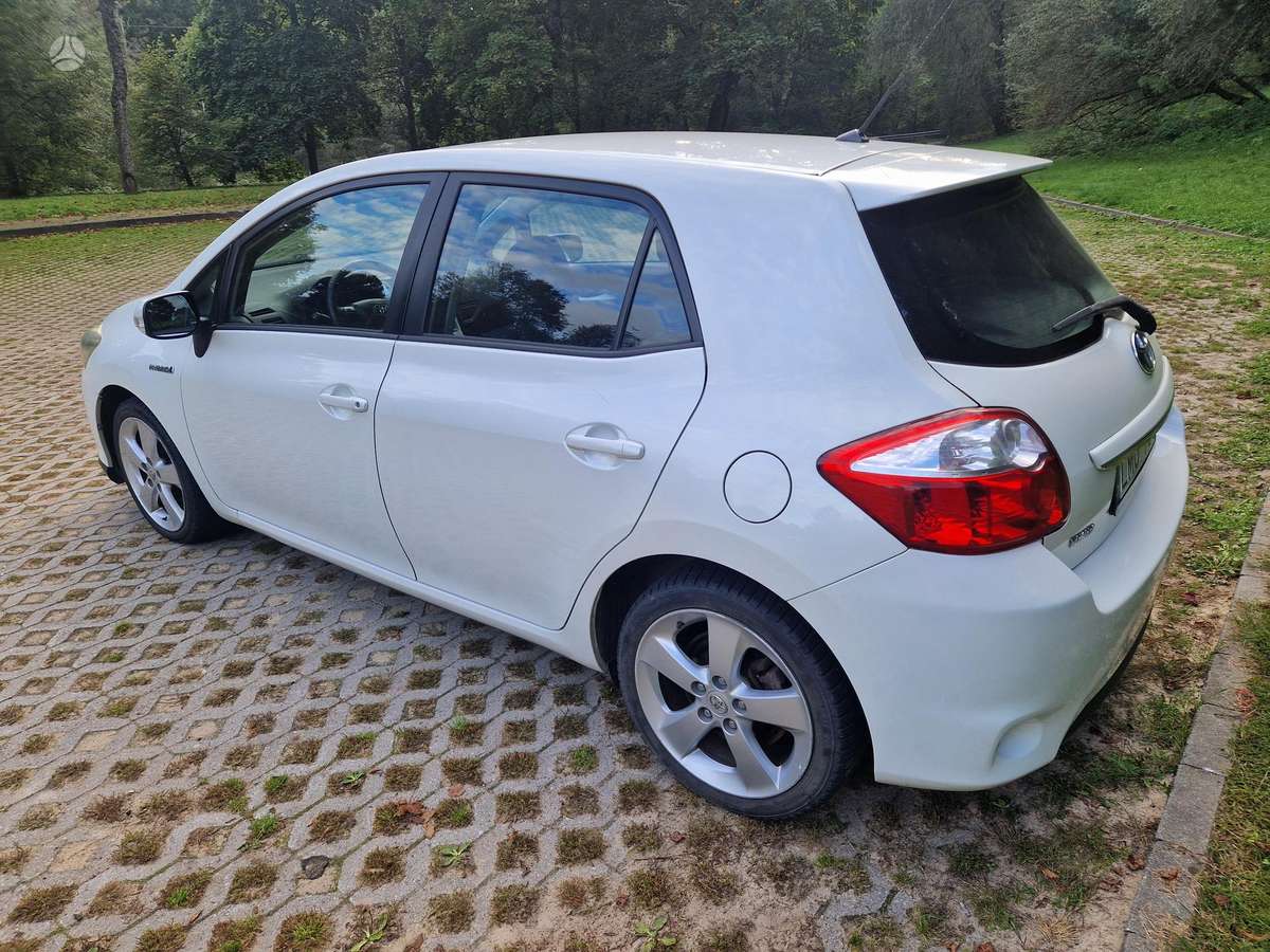 Toyota Auris - 4