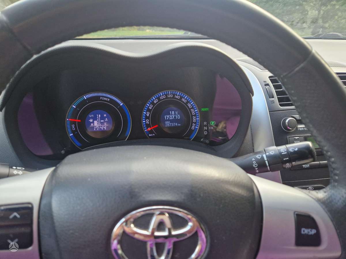 Toyota Auris - 9