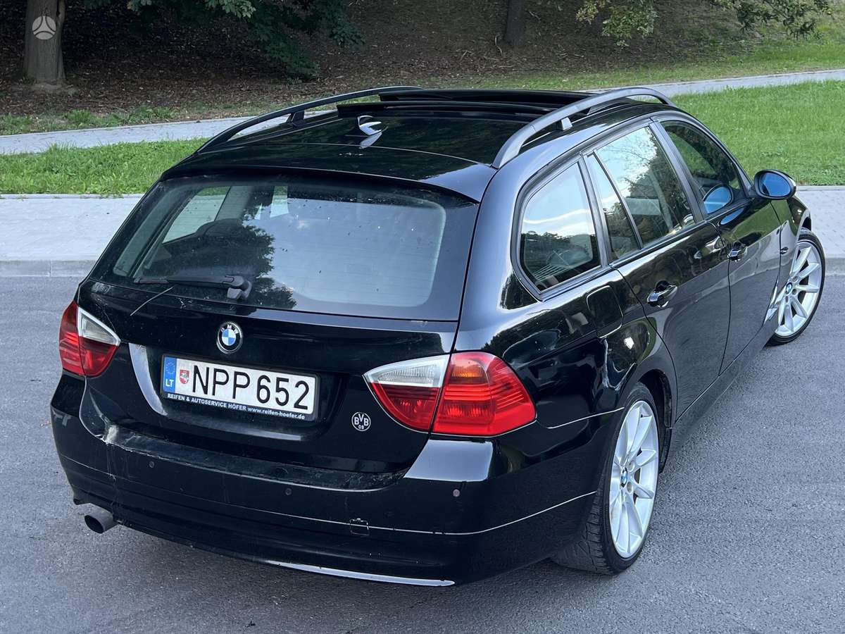 BMW 320, 2.0 l., wagon